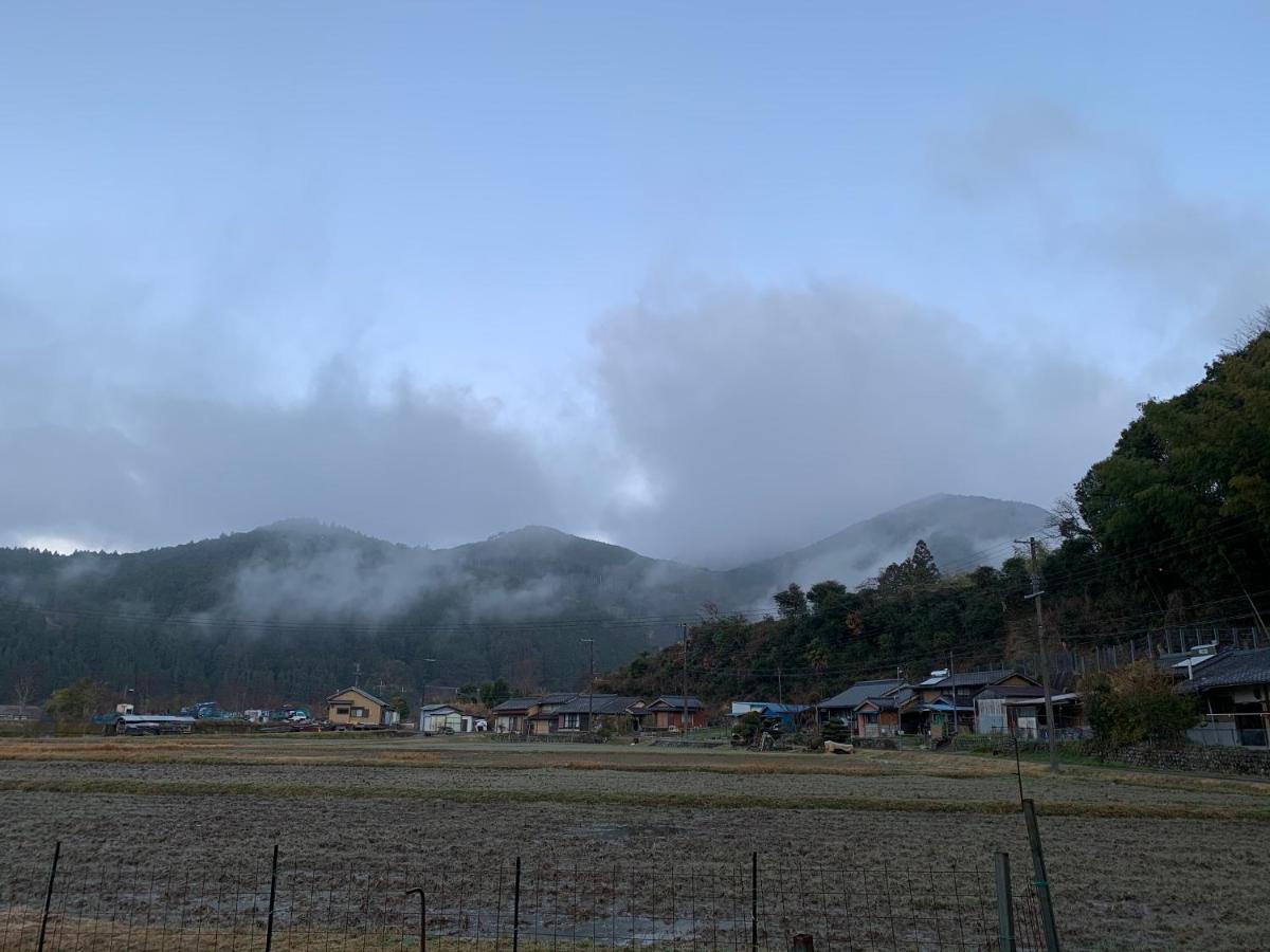 田边市Kumanoyasai Base In Chikatsuyu别墅 外观 照片